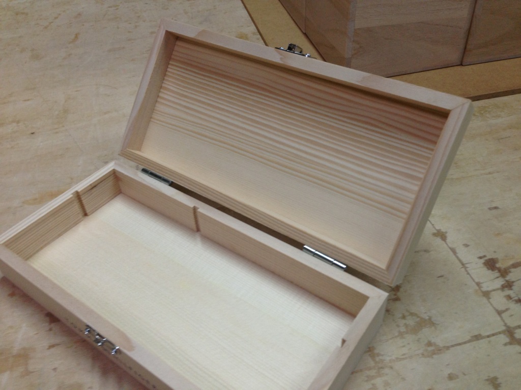 オリジナルペンケース　木箱・桐箱